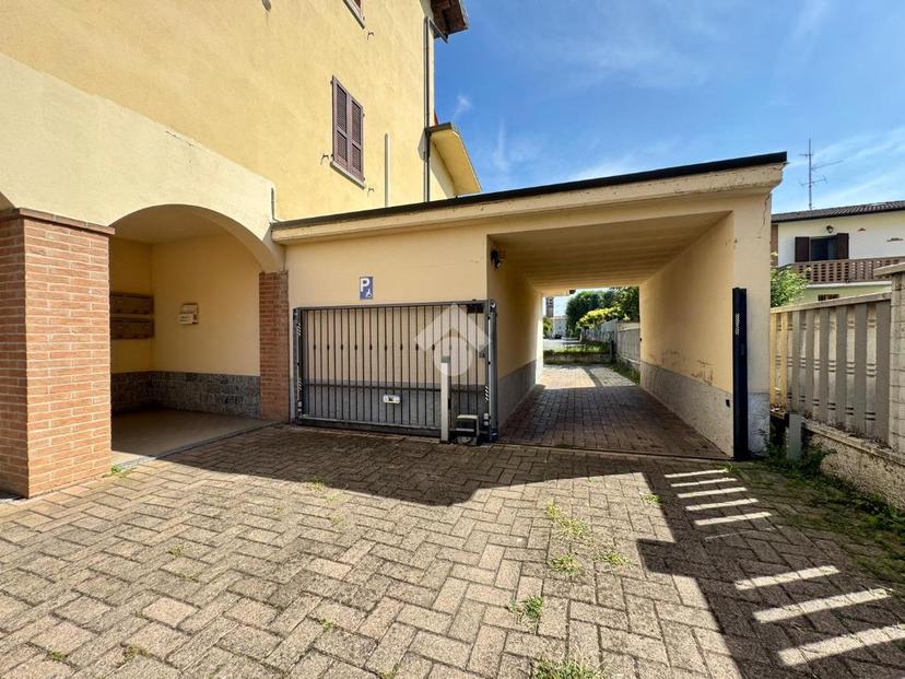 Trilocale in Via Vincenzo Bellini 8, Vailate — foto 5 di 5