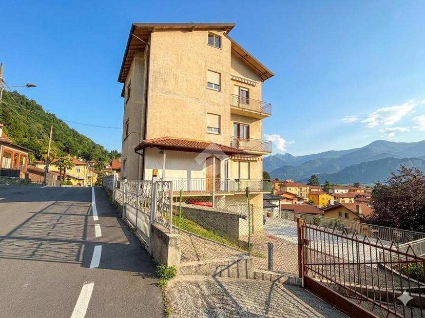Quadrilocale in Via Italia 7, Airuno — foto 4 di 5