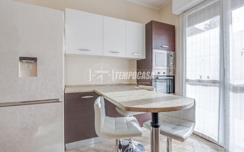 Trilocale in Via per Castelnovate 20, Cardano al Campo — foto 3 di 5