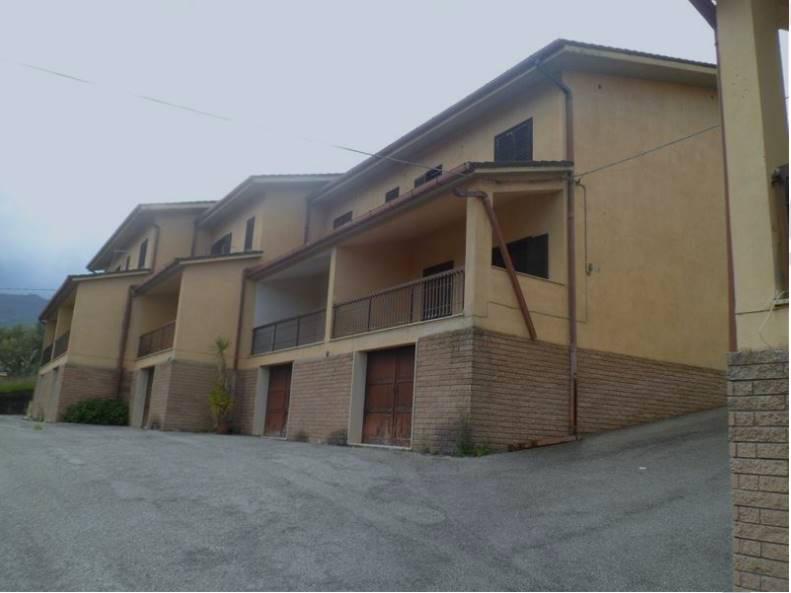 Villa a schiera in Via Manzoni, Rende — foto 2 di 5