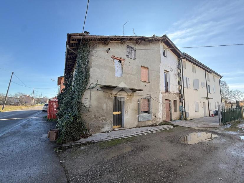 Casa indipendente in Via Fratelli Cervi 8, Campegine — foto 2 di 5