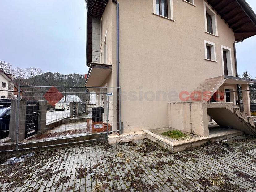 Trilocale in Viale Principe di Napoli 10, Pescasseroli — foto 3 di 5