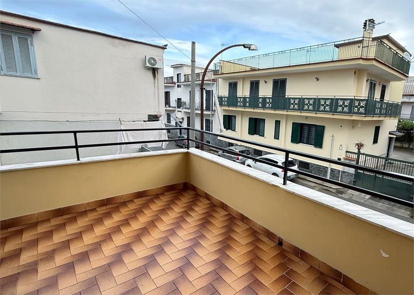 Trilocale, Crispano — foto 3 di 5