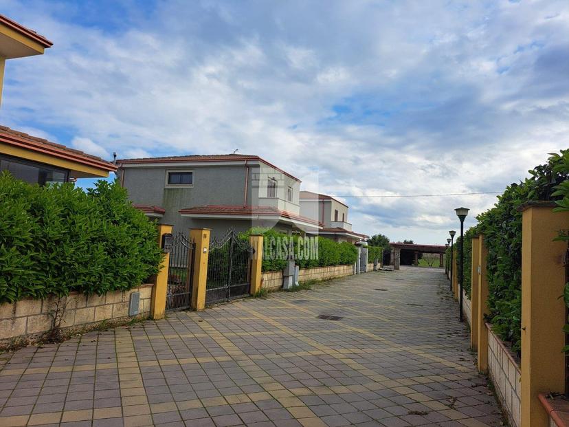 Villa in Via dei Melograni, Crotone — foto 5 di 5