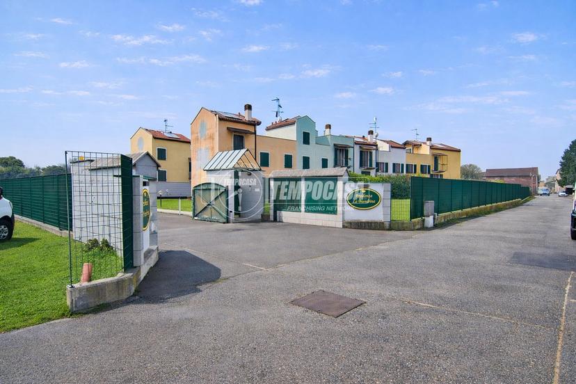 Villa a schiera, Biandrate — foto 4 di 5