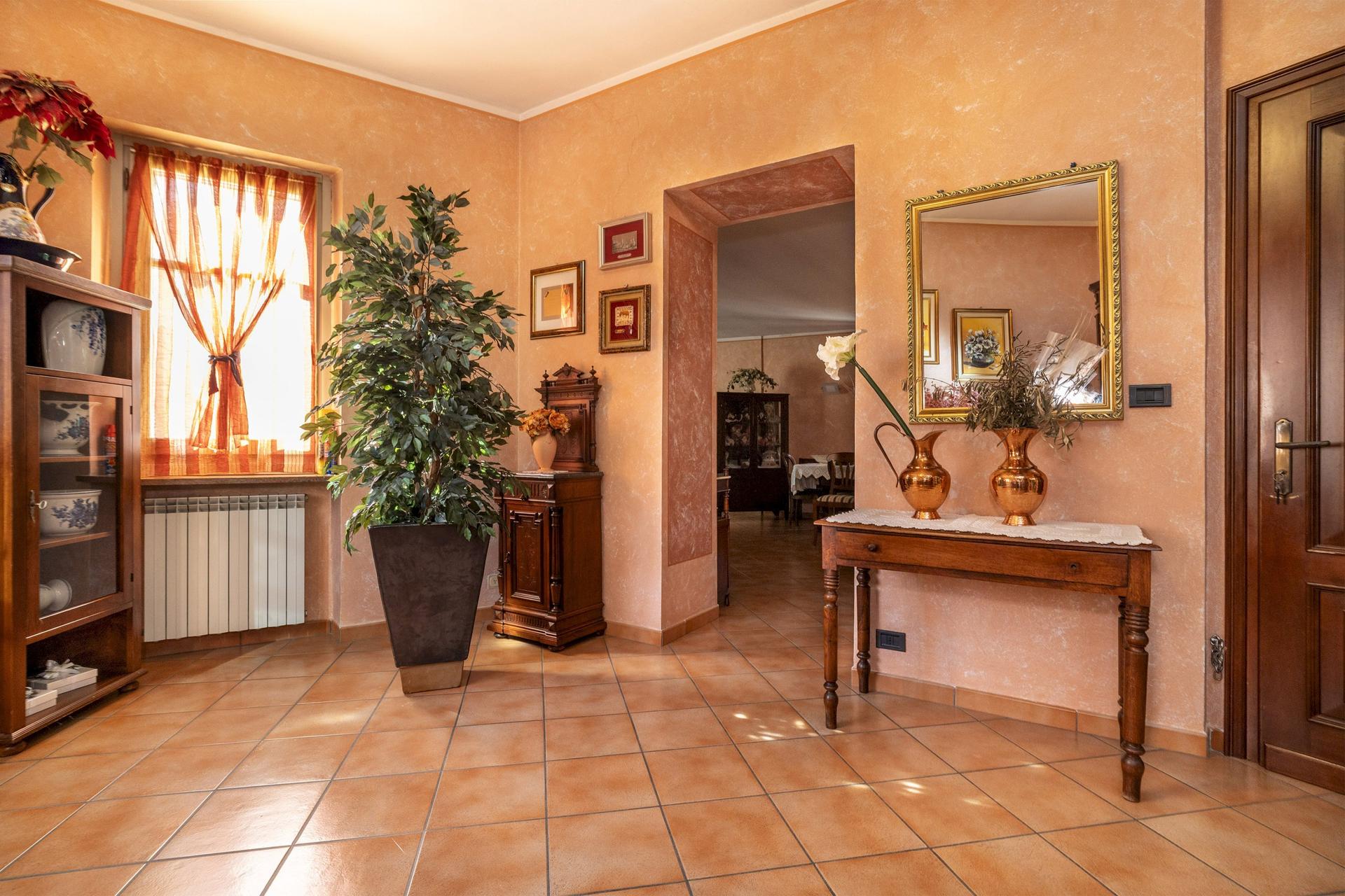 Appartamento in Corso Re Umberto 16, Verzuolo