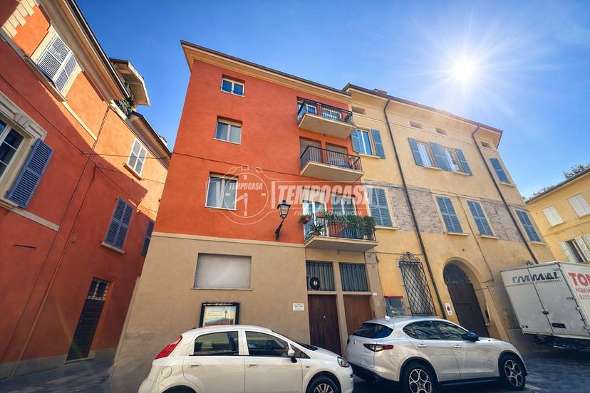 Trilocale in Via Luciano Fornaciari 16, Reggio nell'Emilia — foto 2 di 5