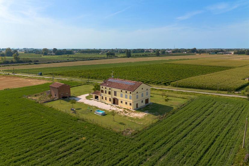 Casa indipendente, Rolo — foto 3 di 5