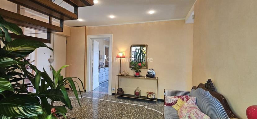 Attico in Via Ratti, Savona — foto 3 di 5