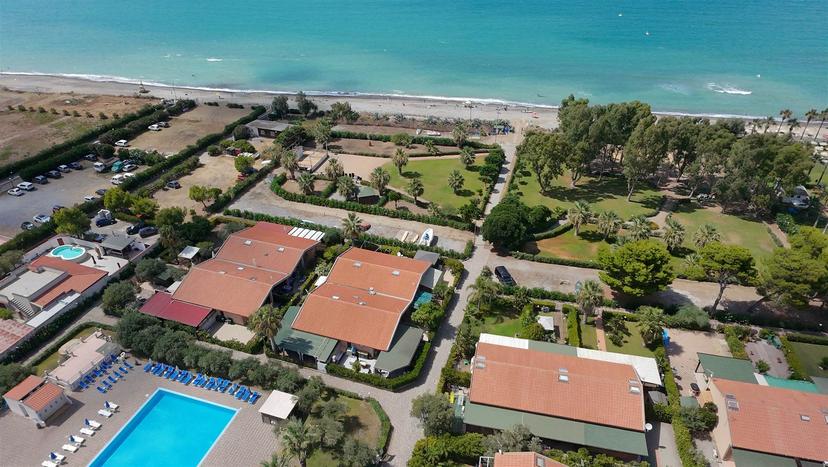 Villa in Viale delle Tribune della Targa Florio, Campofelice di Roccella — foto 4 di 5