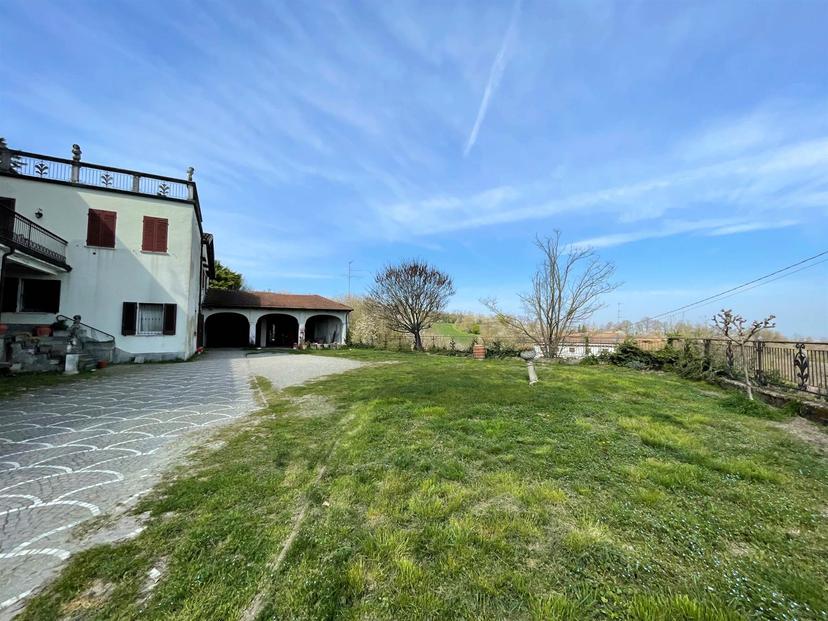 Casa indipendente in Via Casale, Casale Monferrato — foto 3 di 5