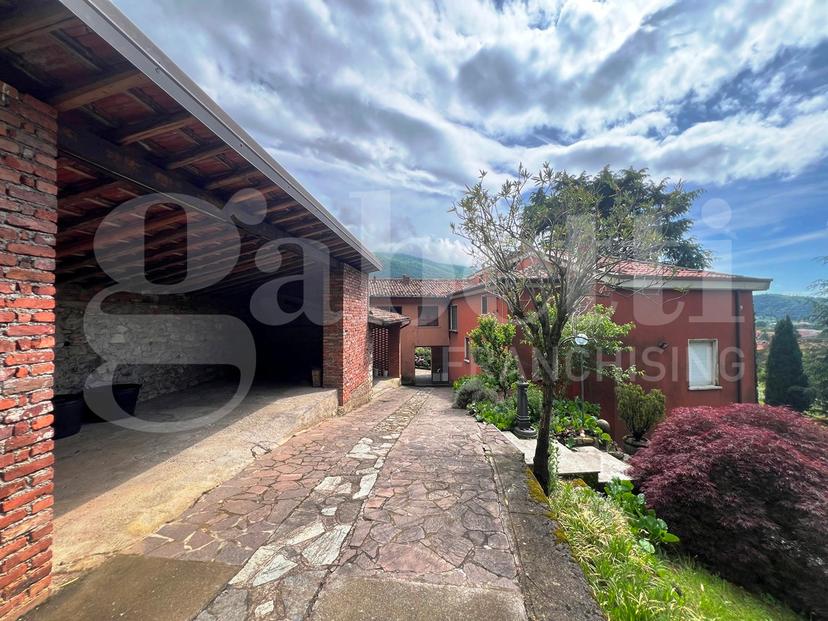Villa in Via Montecchio 36, Nave