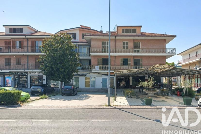 Trilocale in Via Contrada Capparuccia, Ponzano di Fermo — foto 2 di 5