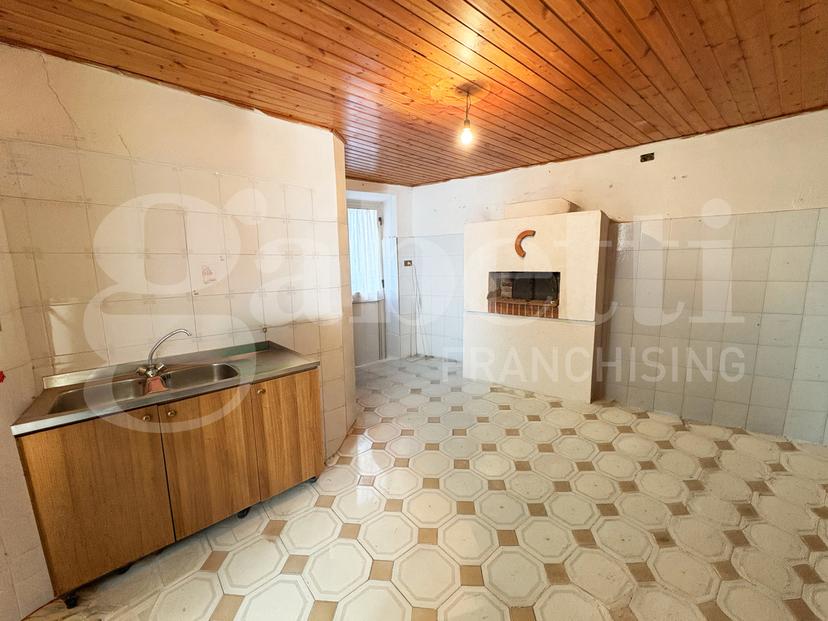 Casa indipendente in Via Santa Maria dell'Agnena, Vitulazio — foto 2 di 5