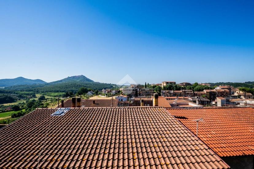 Trilocale in Via Val d' Ossola, Mentana — foto 4 di 5