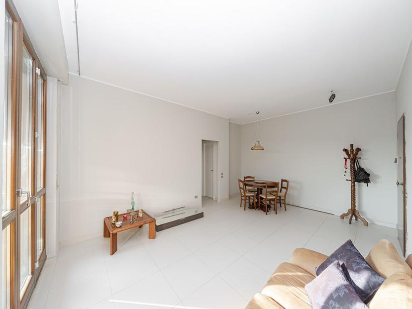 Trilocale in Via Giorgio Morandi 4, Monza — foto 3 di 5