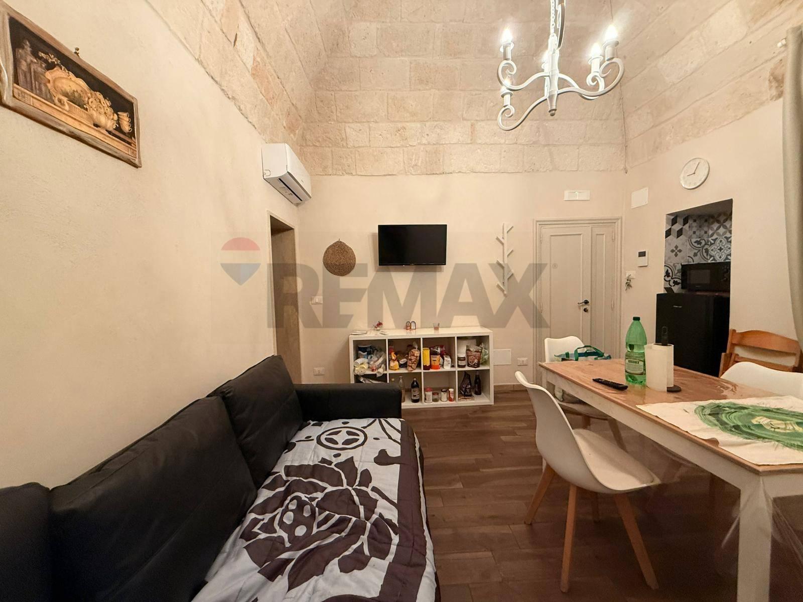 Casa indipendente, Monopoli