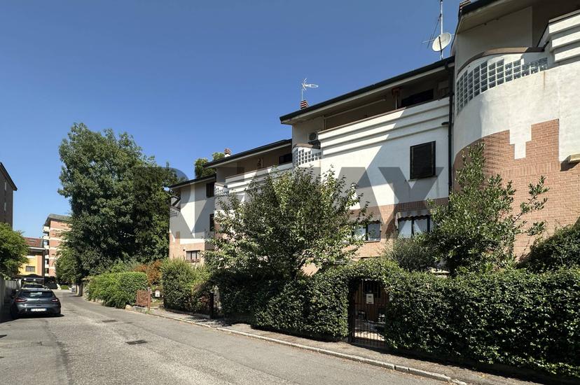 Villa a schiera in Via Correggio 11, Monza — foto 4 di 5