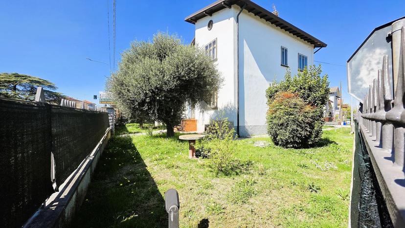 Villa in Strada Romana Zuccona 28, Bagnolo San Vito — foto 3 di 5