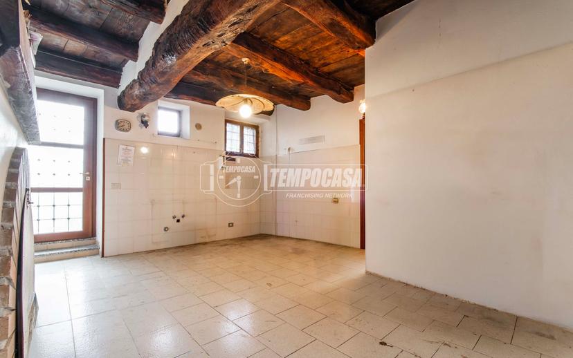 Appartamento in Via Vittorio Emanuele II 42, Lurate Caccivio — foto 3 di 5