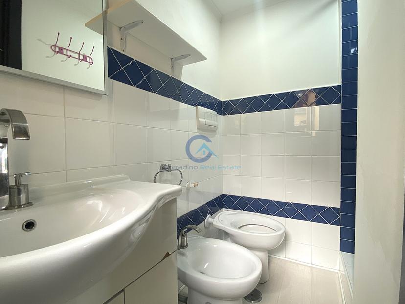 Casa indipendente in Vicoletto II Maddalena 20, Catanzaro — foto 2 di 5