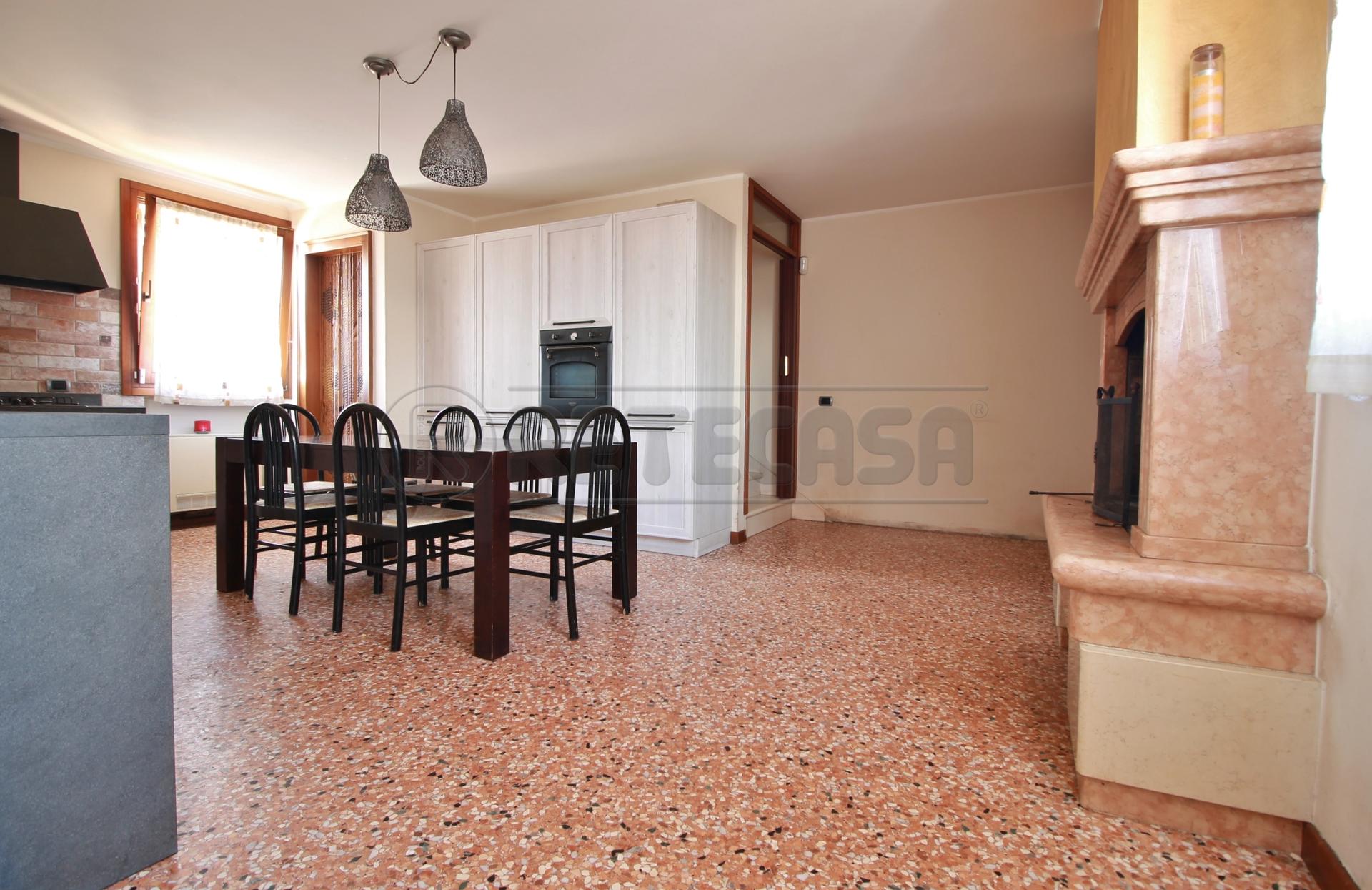 Villa a schiera in Via Mason 19, Gambellara