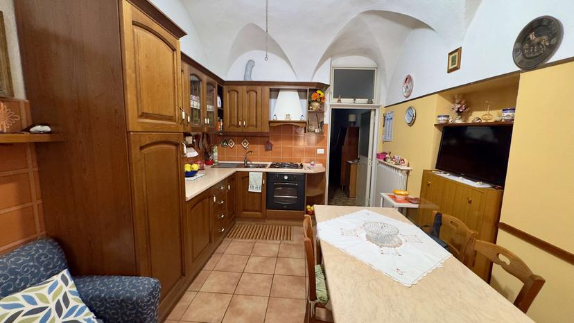 Trilocale in Via Diaz 10, Borghetto Santo Spirito — foto 4 di 5