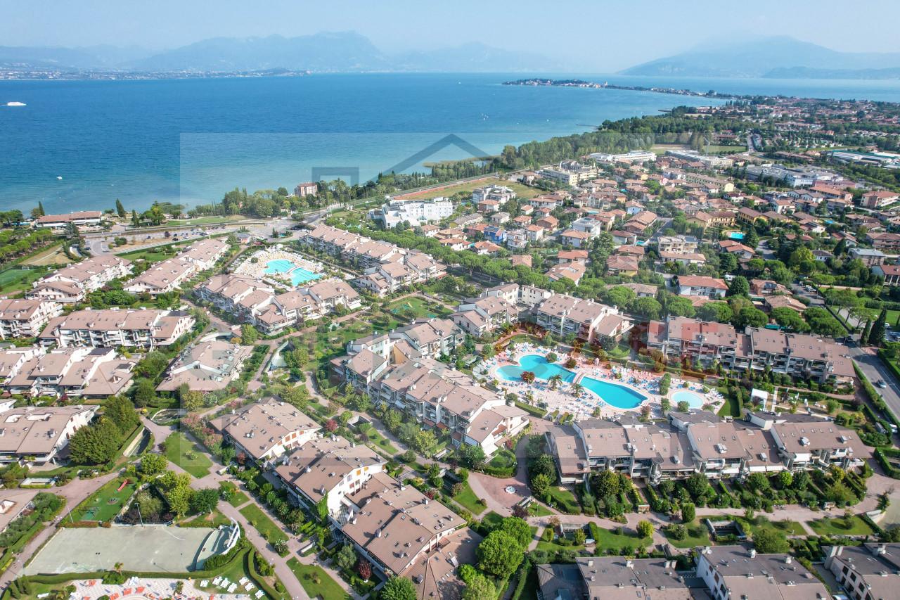 Quadrilocale in Via Giulio Cesare, Desenzano del Garda