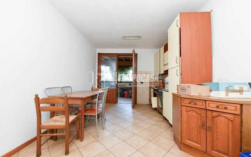 Bilocale in Via Bettola, Bettola, Lonato del Garda — foto 3 di 5