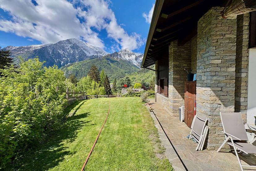Porzione di villa in Strada Grand Ru 2/B, Courmayeur — foto 3 di 5