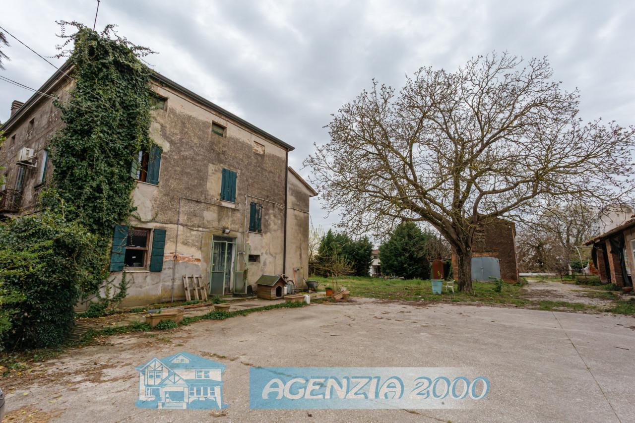 Casa indipendente in Via Giuseppe Mazzini 50, Tribano