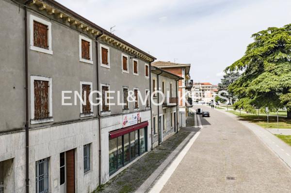 Terratetto plurifamiliare in Piazza Umberto I, San Giovanni Lupatoto — foto 2 di 5