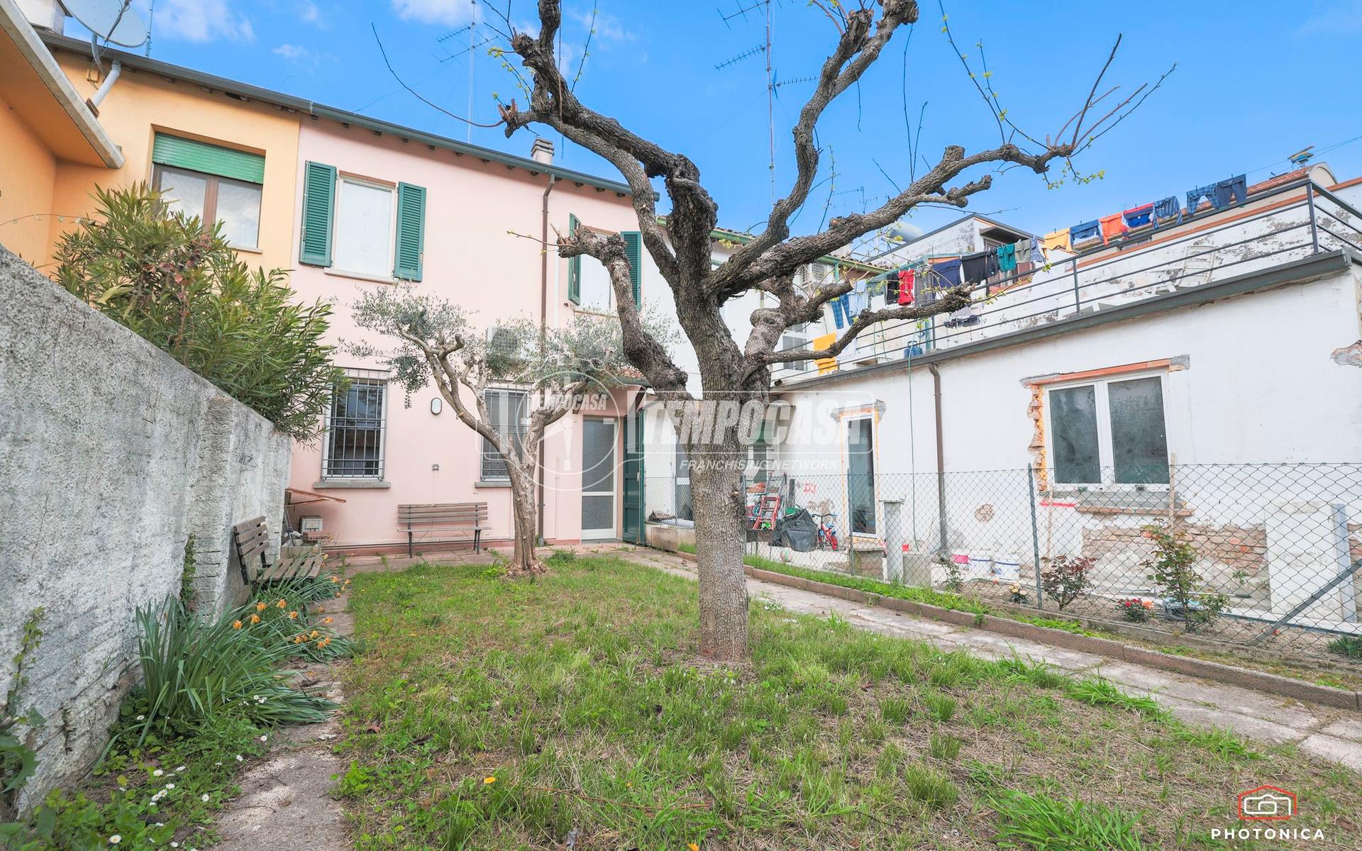 Casa indipendente in Via Circondario Sud, Lugo
