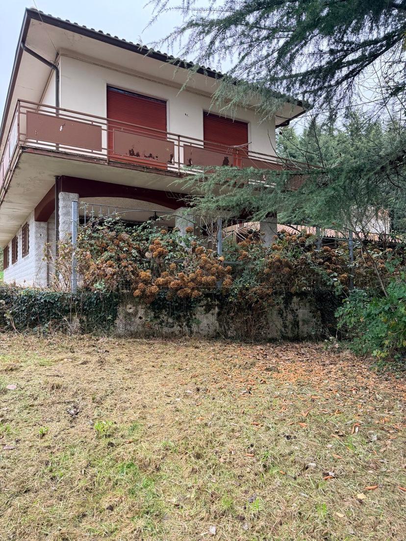 Villa a schiera, Altissimo — foto 3 di 5