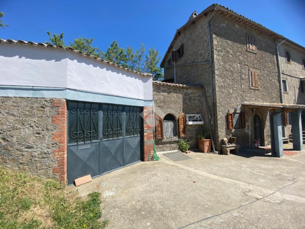 Casa indipendente in Via Paternocchio 1, Montefiascone