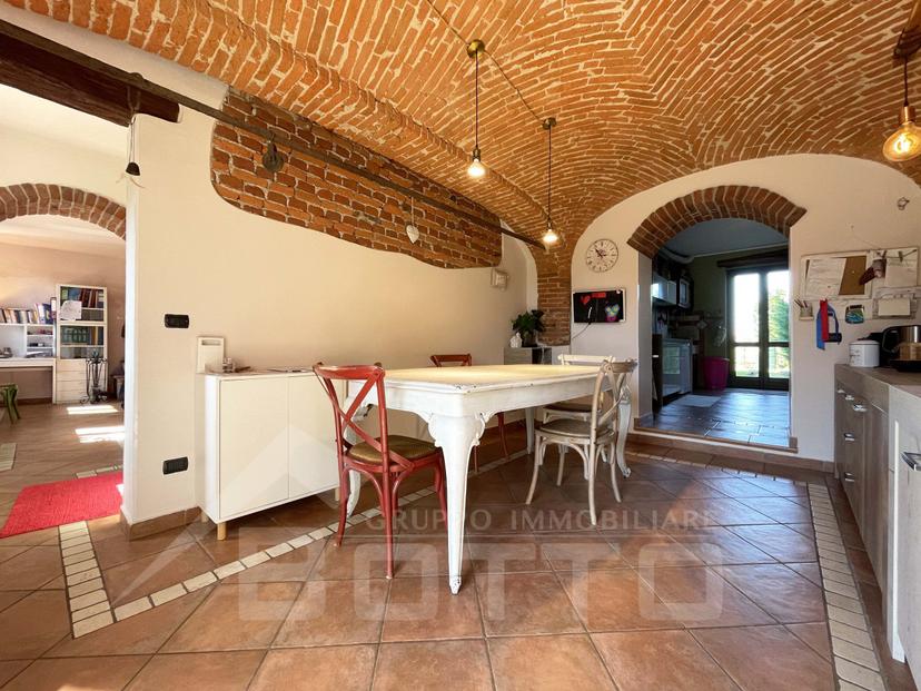 Casa indipendente in Via Grizza, Oleggio — foto 3 di 5