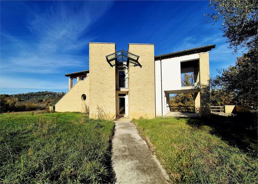 Villa, Fara Filiorum Petri — foto 3 di 5