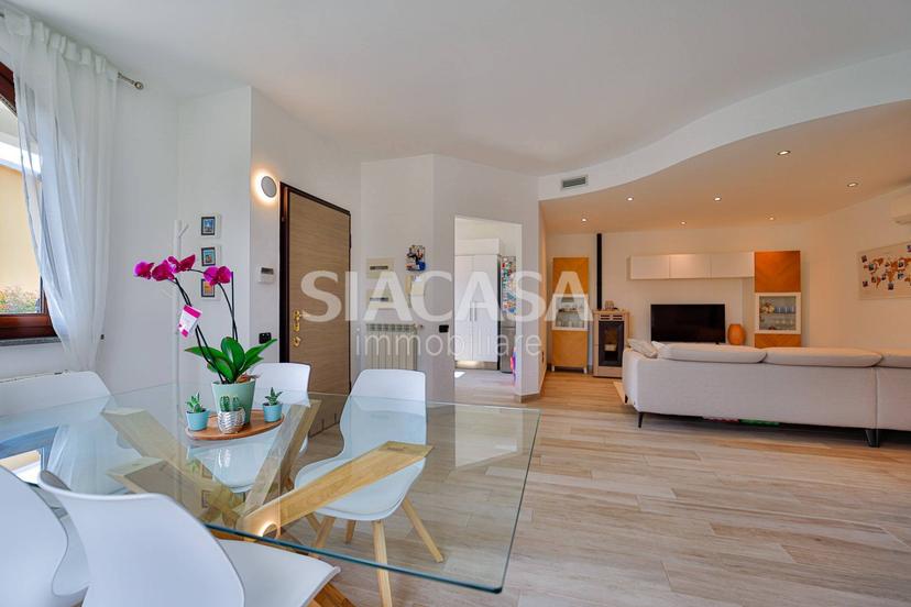 Villa in Via Belvedere 39, Bernareggio — foto 4 di 5