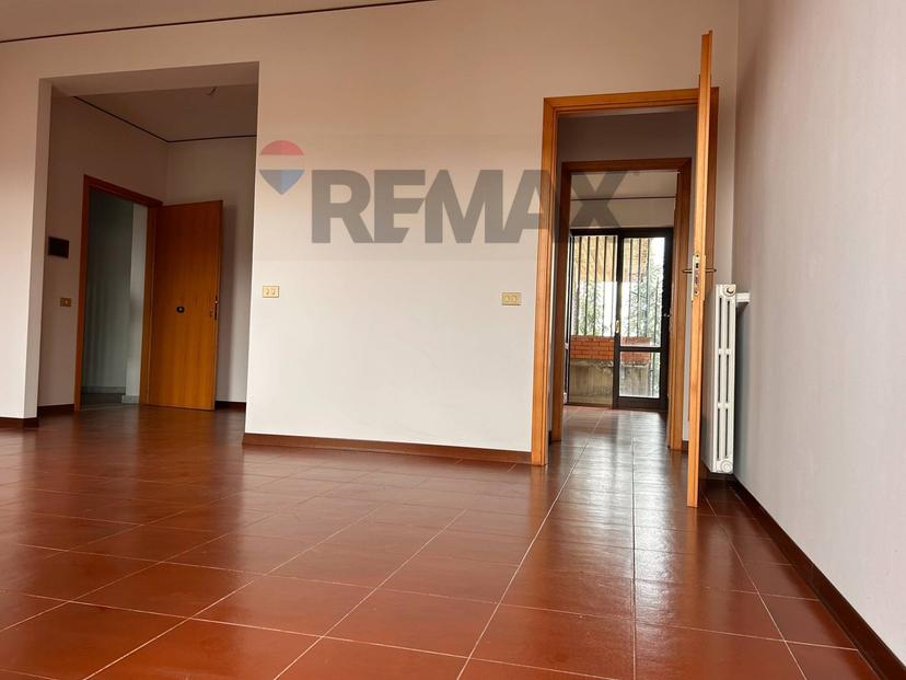 Quadrilocale in Via Caramme 40, Valverde — foto 3 di 5