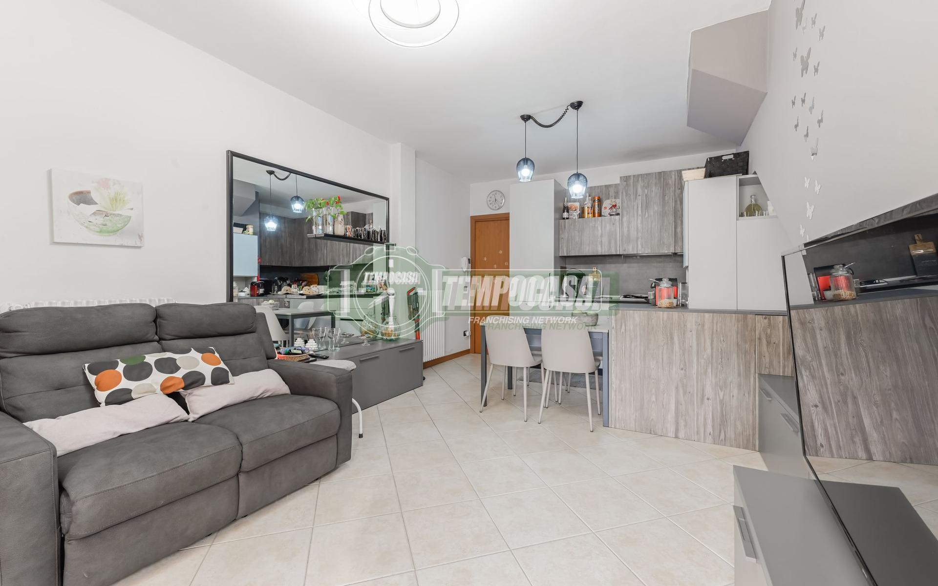 Villa a schiera in Via Cavette 2/B, Levate