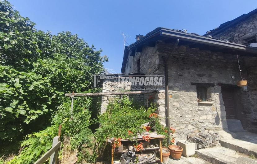 Bilocale in Frazione Montat 2, Montjovet — foto 4 di 5