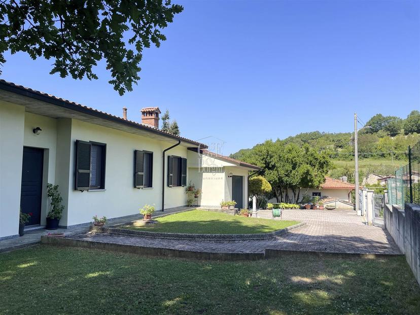 Villa, Menconico — foto 2 di 5