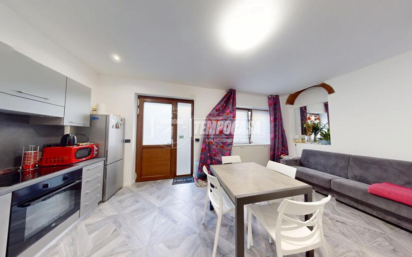 Trilocale in Via Santa Giulia 44, Torino