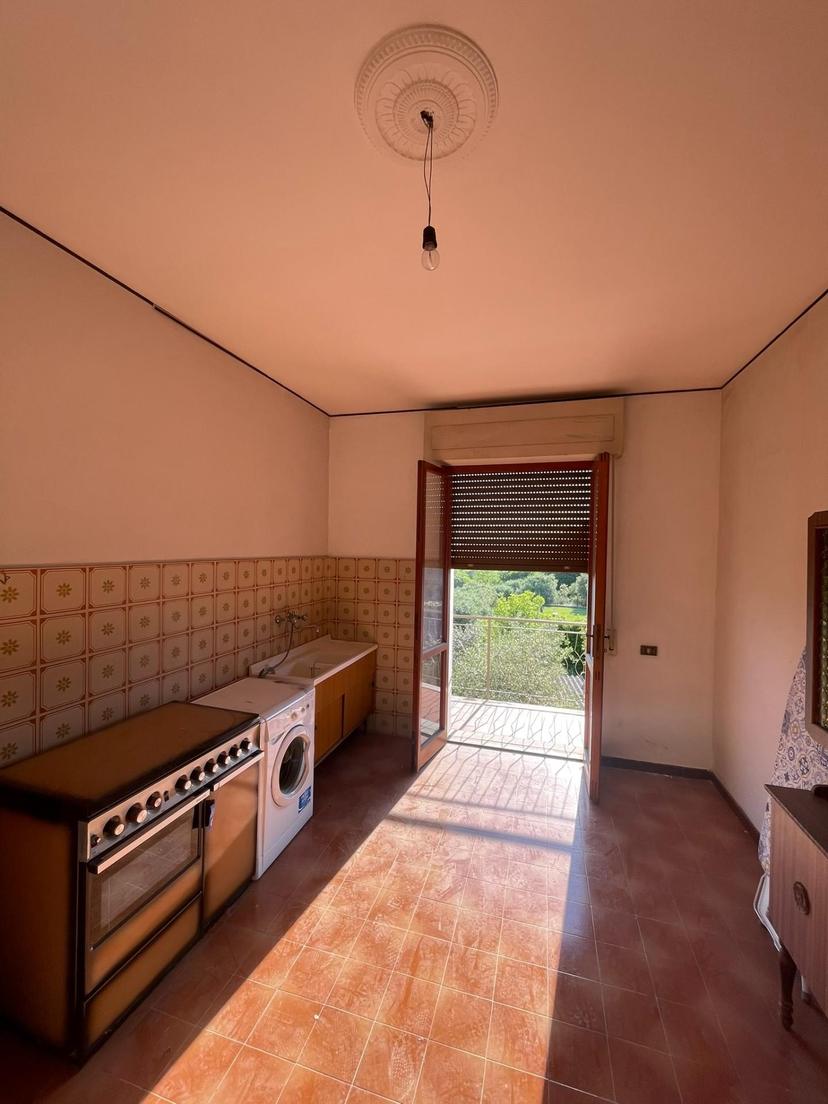 Casa indipendente, Santa Maria a Monte — foto 3 di 5