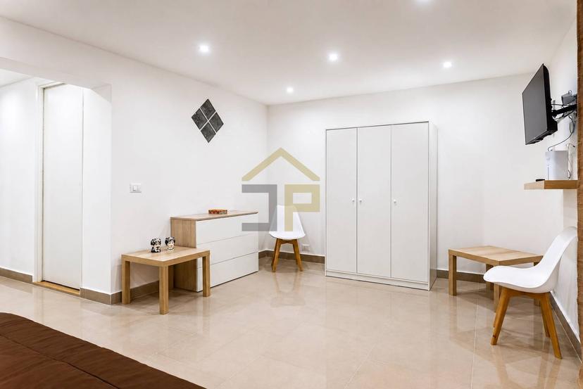 Bilocale in Via Collegio di Maria al Borgo 41, Palermo