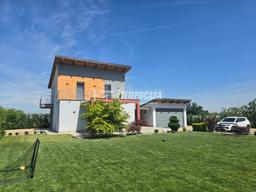 Casa indipendente in Strada Caporali 66/a, Caramagna Piemonte