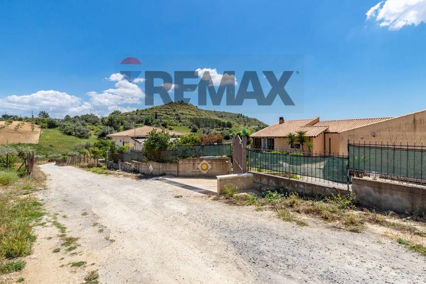 Villa in C.da San Marco Snc, Caltagirone — foto 4 di 5