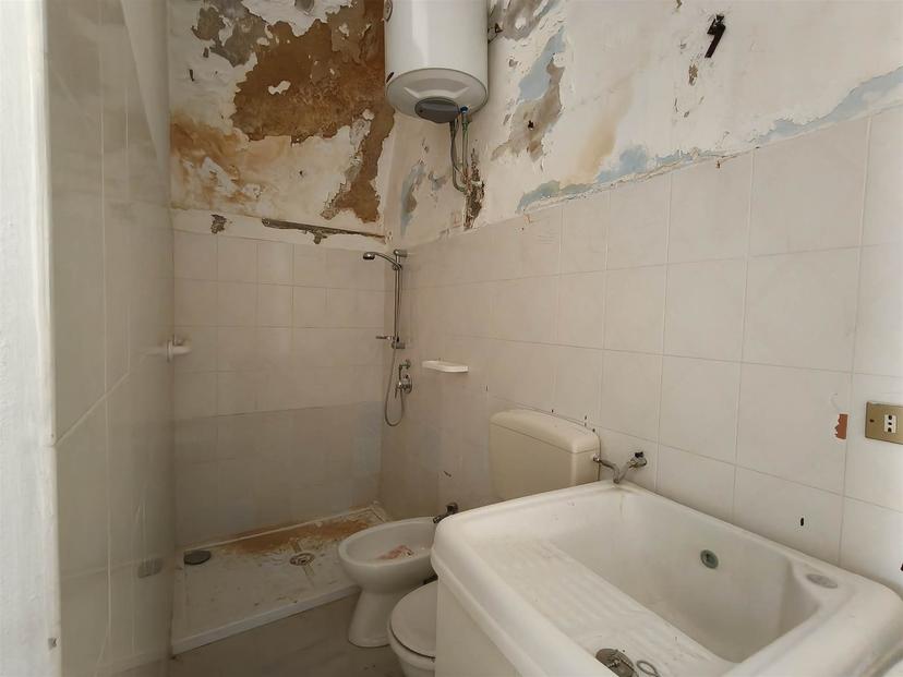 Casa indipendente in Via Salvatore Lo Tauro, San Michele di Ganzaria — foto 3 di 5