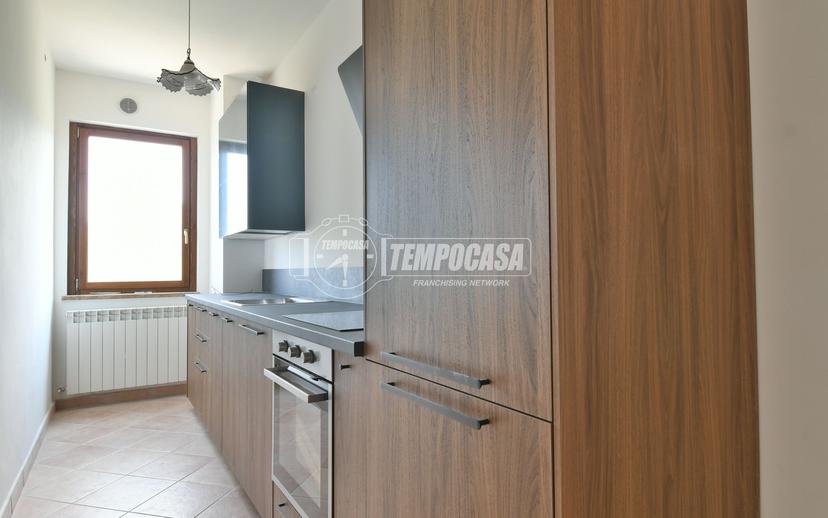 Trilocale in Viale Martiri della Resistenza 2, Ascoli Piceno — foto 4 di 5