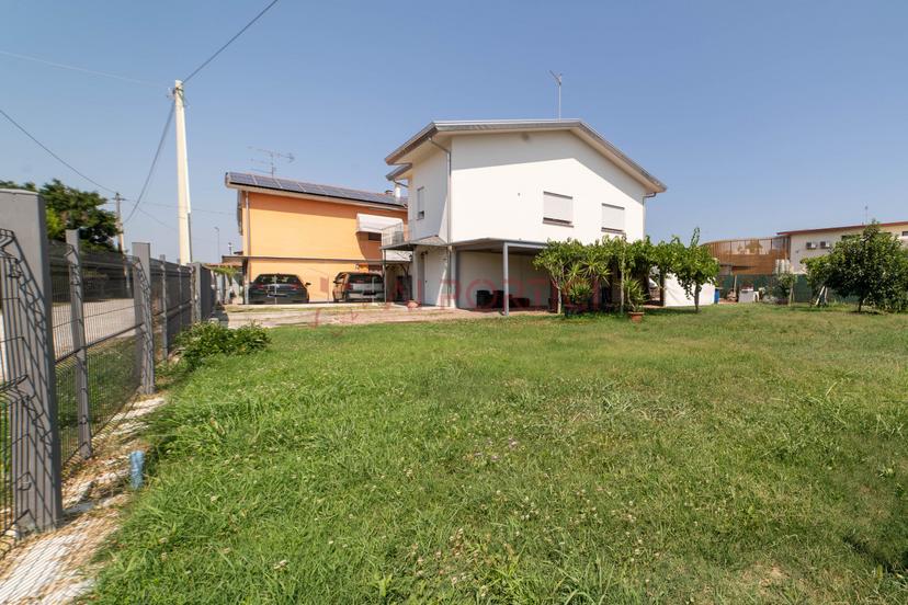 Casa indipendente in Via Breo, Piove di Sacco — foto 2 di 5